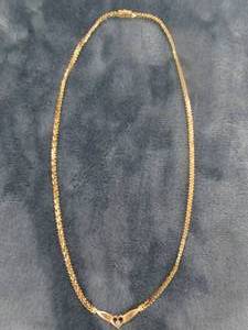 lot 128 image: 14K GOLD 19 NECKLACE WITH HEART AND DIAMOND