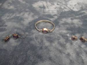lot 132 image: STERLING SILVER BRACELET WITH ANETHYST STONE AND 2 PAIR OF STERLING SILVER AND AMETHYST EARINGS