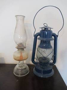 lot 155 image: VINTAGE EMBURY MFG COMPANY NO. 160 OILKEROSENE RAILROAD LANTERN 15 AND ANTIQUE GLASSS OIL LANTERN 16 12