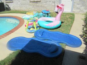 lot 190 image: 2 CLASSIC LOUNGE POOL FLOATS, LARGE FLAMINGO POOL FLOAT, POOLSIDE TABLE, AND OTHER POOL GAMRS AND FLOATS