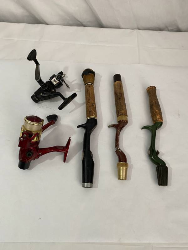 lot 16 image: Fishing Reels