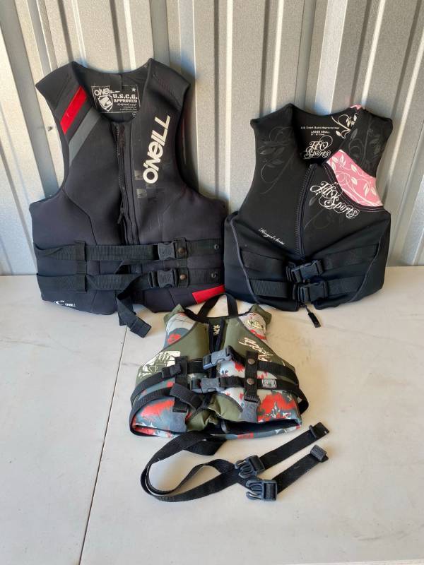lot 110 image: Life Jackets