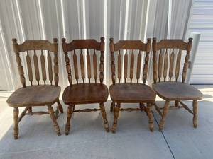 lot 173 image: Late Mid Century Side Chairs (4)