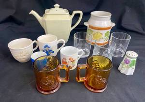 lot 63 image: 2 Vintage Humpty Dumpty Tom Tom The Pipers Son Brown Glass Cup Nursery Rhymes Hand Painted Nippon salt Shaker White Tea Pitcher Sugar Bowl with Conversion Chart on back