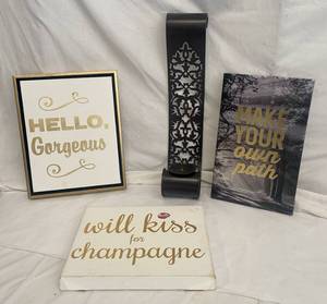 lot 29 image: Decorative Wall Hangings