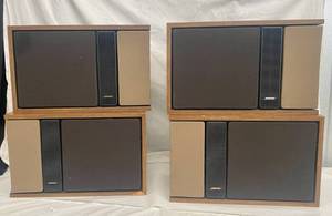 lot 31 image: 4 Bose Direct Reflection speakers 301 Series 2 right and 2 left