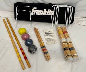 lot 33 image: Franklin Croquet Series 333151333251