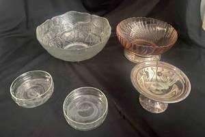 lot 53 image: Vintage Glass Bowls and Silver Plated Dish