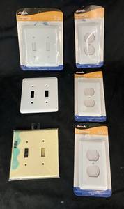 lot 93 image: 3 Wall plate Light Switches and Plug Covers