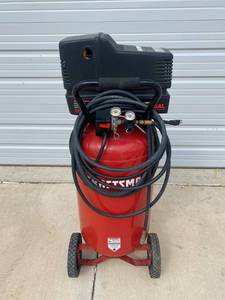 lot 124 image: Craftsman 5.5HP Air Compressor