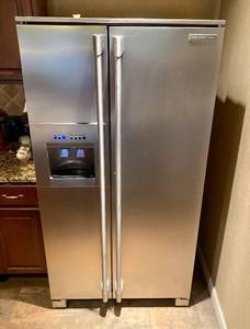 lot 134 image: Electrolux Icon Refrigerator