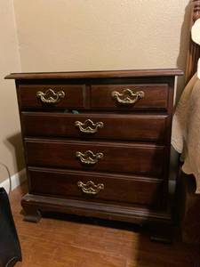 lot 141 image: Vintage Bedside Tables (2)