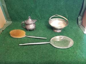 lot 244 image: Silverplate lot