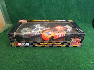 lot 33 image: Nascar 124 diecast collectible