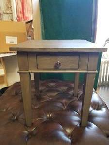 lot 59 image: End Table