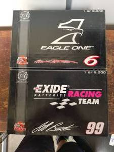 lot 82 image: Nascar 124 diecast car collectibles