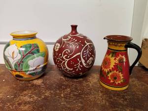 lot 84 image: Household Decorations
