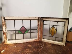 lot 86 image: Stained glass wallwindow hanger