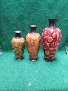 lot 152 image: Home decorations - Vases