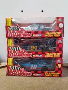 lot 202 image: Nascar 124 diecast car collectibles