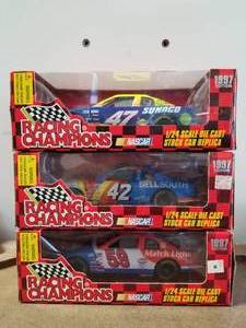 lot 204 image: Nascar 124 diecast car collectibles