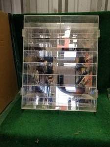 lot 211 image: 124 12 car display case