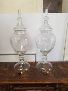 lot 281 image: Large glass drinkbeverage dispensers