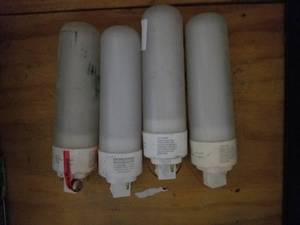 lot 66 image: Replacement bulbs