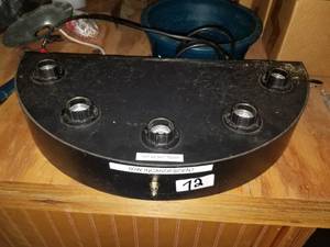 lot 72 image: Incandescent light fixture