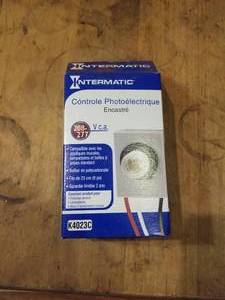 lot 111 image: Intermatic photo controls