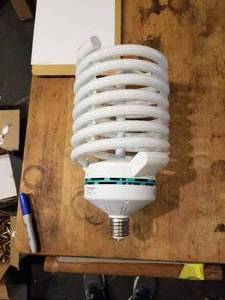 lot 120 image: Self - Ballasted Lamp -  EG200