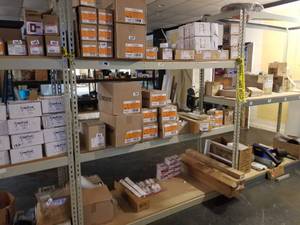lot 155 image: Metal shelfs with no contents