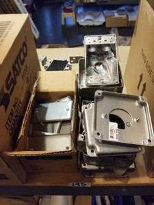 lot 195 image: Electrical Supplies