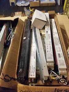 lot 198 image: Ballasts