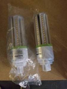 lot 217 image: Replacement LED bulbs
