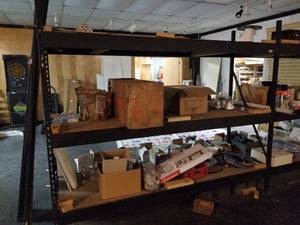 lot 264 image: Metal shelfs with no contents