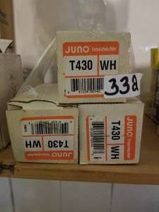 lot 332 image: Juno T430 track light fixture