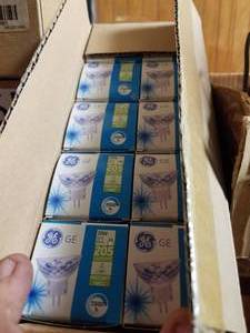 lot 354 image: Replacement bulbs