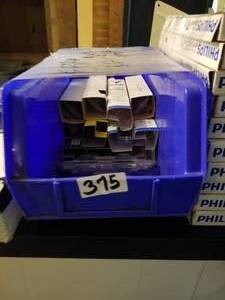 lot 375 image: Replacement bulbs