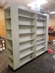 lot 415 image: large shelfving unit