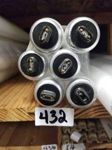 lot 432 image: T12 replacement bulbs 64 inch