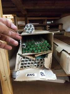 lot 452 image: T5 replacement bulbs 21 inch