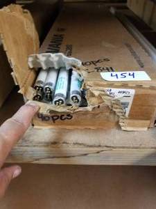 lot 454 image: Replacement bulbs