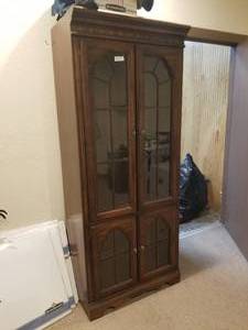 lot 458 image: Curio cabinet