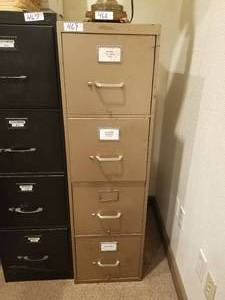 lot 469 image: File cabinet