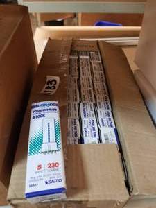 lot 473 image: Replacement bulbs
