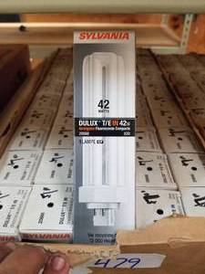 lot 479 image: Replacement bulbs