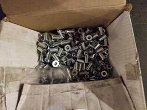 lot 526 image: hardware - bolts and nuts