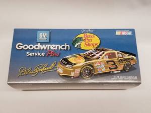 lot 3 image: Dale Earnhardt Bass Pro Shop #3 124 Action diecast