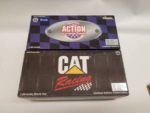 lot 58 image: Jeremy Mayfield #37 and David Green #96 Action race cars 124